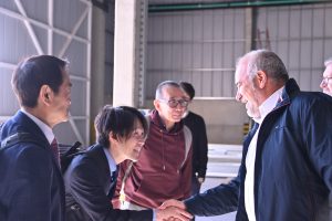 El intendente Claudio Polich recorrió junto a un especialista japonés el Parque Industrial Santa Catalina