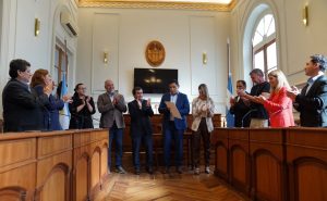 El Concejo capitalino distinguió el programa municipal de asistencia invernal