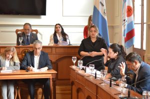 El Concejo capitalino aprobó un plan para regularizar obras comerciales y declarará Ciudadano Ilustre a “Toto” Gutnisky