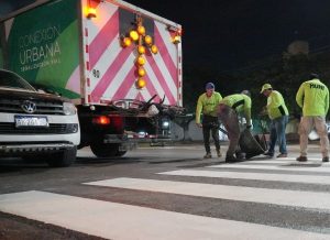 La Municipalidad continúa las obras de calzada, alumbrado y semáforos en el corredor Belgrano