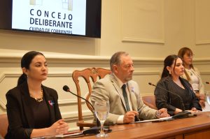 El Concejo de Corrientes aprobó la instalación de mobiliario urbano inclusivo en espacios públicos